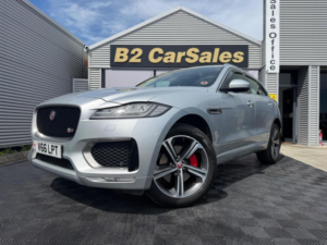 2017 Jaguar F-Pace 3.0 D300 V6 S Auto AWD Euro 6 (s/s) 5dr in Silver — image 6