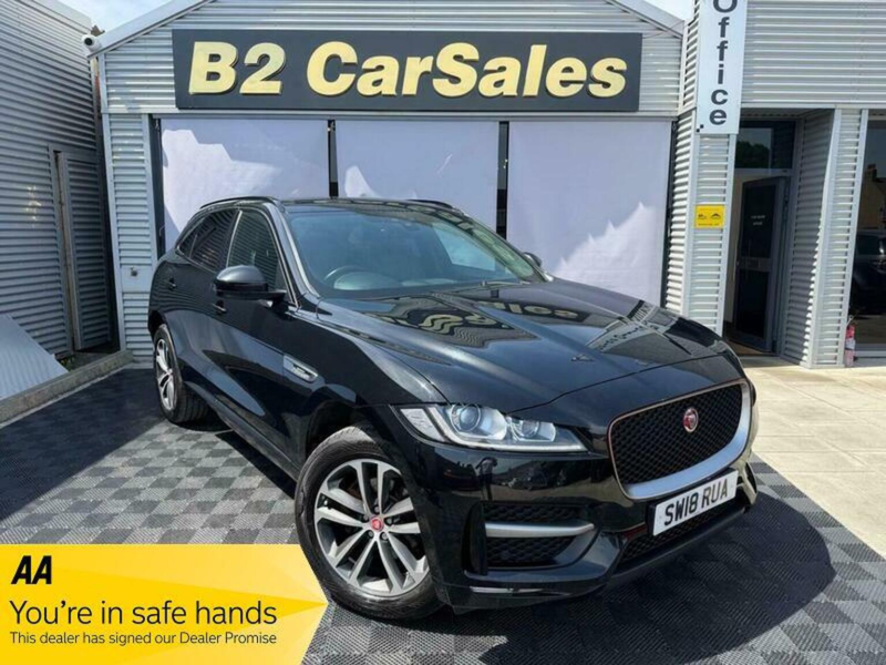 2018 Jaguar F-Pace 2.0 D240 R-Sport Auto AWD Euro 6 (s/s) 5dr in Black — image 1