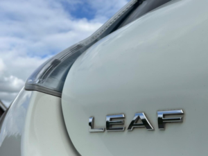 2013 Nissan Leaf 24kwh Tekna Auto 5dr in White — image 4