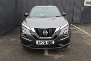 2020 Nissan Juke 1.0 Dig-T Acenta in Grey — image 2