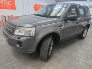 2011 Land Rover Freelander 2 2.2 Td4 Gs Commandshift 4WD Euro 5 5dr in Grey — image 4