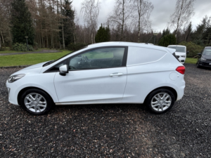 2019 Ford Fiesta Van 2019(19) Plate 1.5 Tdci in White — image 2