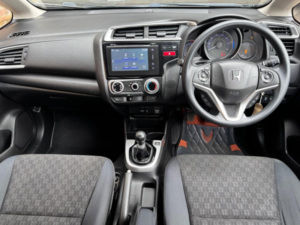 2016 Honda Jazz 1.3 I-Vtec Se Euro 6 (s/s) 5dr in Orange — image 4