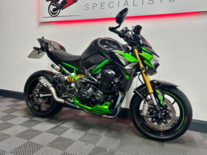 2024 Kawasaki Z900 900 Se Supernaked Euro 5 in Black — image 3