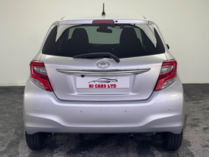 2016 Toyota Yaris 1.33 Dual Vvt-I Icon Hatchback 5dr Petrol Multidrive S Euro 6 (99 Ps) in Other — image 5