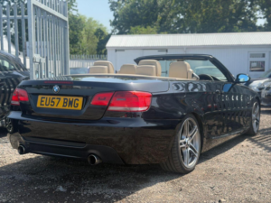 2007 BMW 3 Series 3.0 325i M Sport Steptronic Euro 4 2dr in Black — image 5