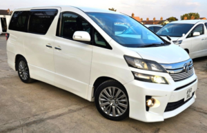 2014 Toyota Vellfire 3.5l-V6-Golden Eyes-Upgraded Car-Ulez/caz Pass-Free 42months Gold Warranty & 12months Aa Breakdown Cover in White — image 2