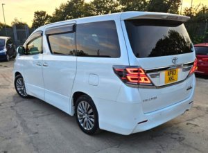 2014 Toyota Vellfire 3.5l-V6-Golden Eyes-Upgraded Car-Ulez/caz Pass-Free 42months Gold Warranty & 12months Aa Breakdown Cover in White — image 6