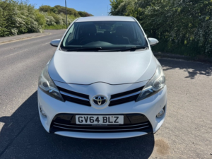 2014 Toyota Verso D-4d Trend in White — image 3