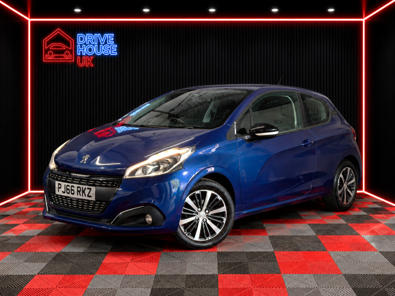 2016 Peugeot 208 1.2 Puretech Active Design Menthol in Blue — image 1