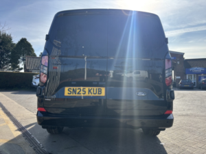 2025 Ford Transit Custom 2.5 Transit Custom V710 Limited Van 320 L1 2.5l Duratec 232ps PHEV Fwd 1 Speed Automatic in Black — image 6