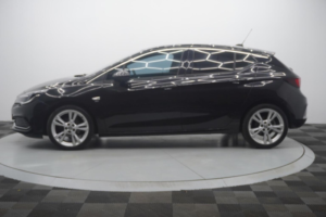 2019 Vauxhall Astra 1.4i Turbo Sri Vx Line Nav Euro 6 (s/s) 5dr in Black — image 4