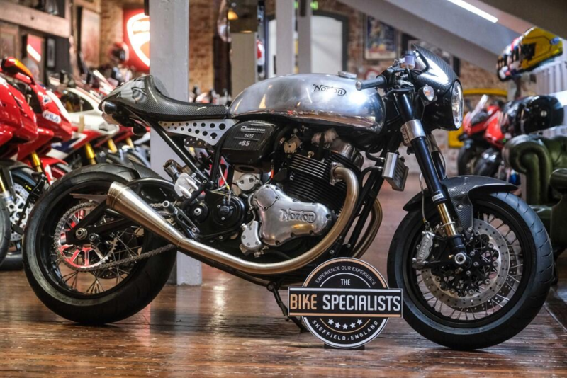2017 Norton Dominator Dominator Ss No: 85 Of 200 Ltd Edition in Silver — image 1