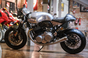 2017 Norton Dominator Dominator Ss No: 85 Of 200 Ltd Edition in Silver — image 3