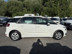 2014 Citroen C4 Picasso 1.6 Hdi Vtr+ in White — image 4