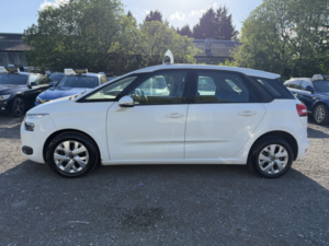 2014 Citroen C4 Picasso 1.6 Hdi Vtr+ in White — image 5