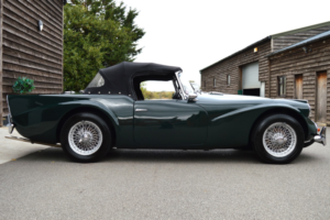 1964 Daimler Sp250 Dart 2 Door Convertible in Green — image 3