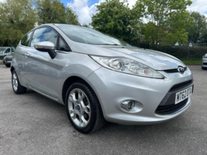 2012 Ford Fiesta 1.4 Zetec 3dr in Silver — image 2