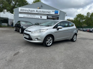 2012 Ford Fiesta 1.4 Zetec 3dr in Silver — image 4