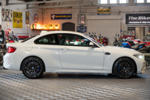 2020 BMW M2 3.0 Biturbo Harman Kardon Akroprovic Exhaust R/cam Heated S/w in White — image 3