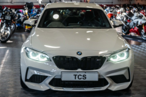 2020 BMW M2 3.0 Biturbo Harman Kardon Akroprovic Exhaust R/cam Heated S/w in White — image 4