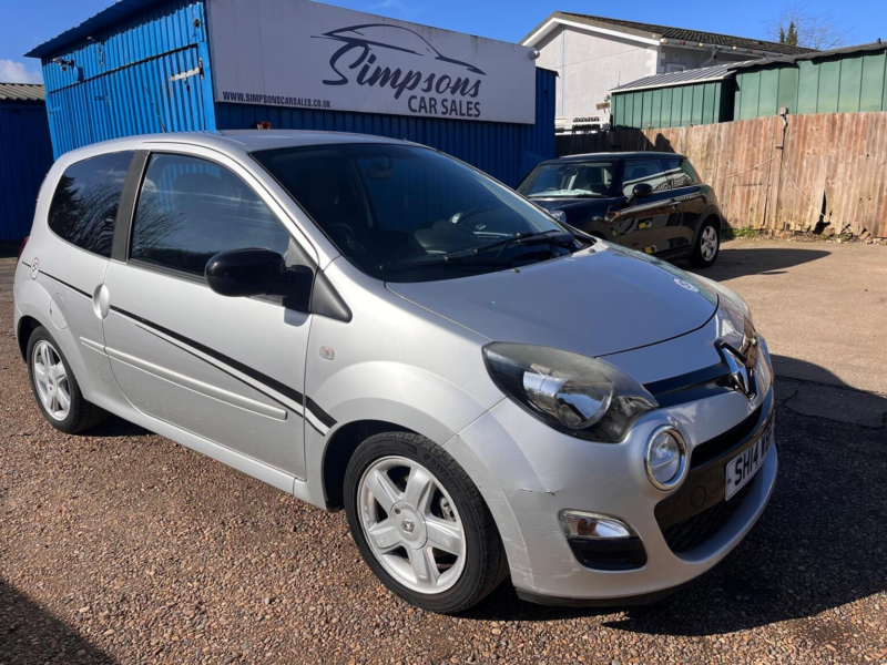 2014 Renault Twingo 1.2 16v Dynamique Euro 5 3dr in Silver — image 1