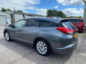 2014 Honda Civic 1.6 I-Dtec Sr Tourer Euro 5 (s/s) 5dr in Grey — image 4