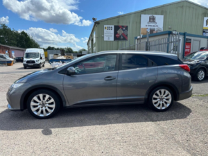 2014 Honda Civic 1.6 I-Dtec Sr Tourer Euro 5 (s/s) 5dr in Grey — image 5
