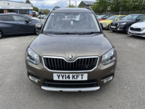 2014 Skoda Yeti 1.2 Tsi S in Brown — image 6
