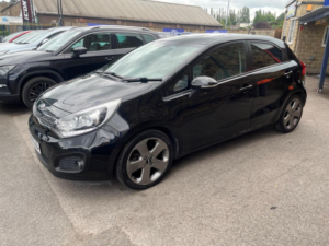 2015 Kia Rio 1.4 Crdi Ecodynamics 4 Euro 5 (s/s) 5dr in Black — image 3