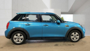 2017 MINI Hatch 1.2 One Euro 6 (s/s) 5dr in Blue — image 5