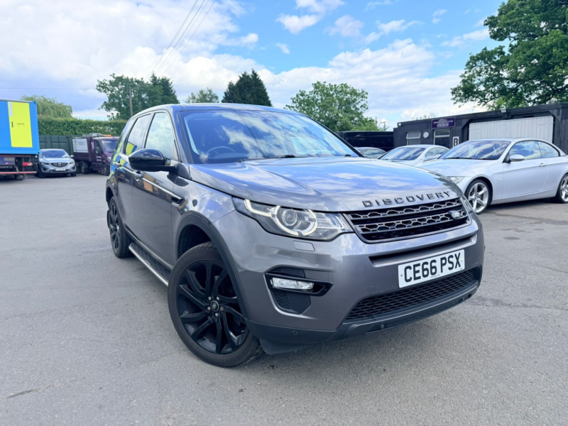 2016 Land Rover Discovery Sport 2.0 Td4 Hse Black in Grey — image 1