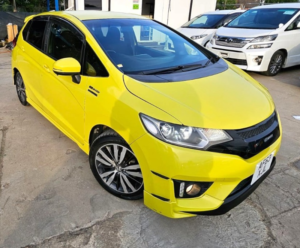 2013 Honda Fit 1.5l Hybrid-Mugen Bodykit - Ulez/caz Pass- Free 18months Gold Warranty & 12months Aa Breakdown Cover in Yellow — image 2
