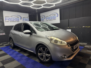 2015 Peugeot 208