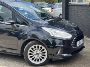 2014 Ford B-Max 1.6 Titanium in Black — image 3