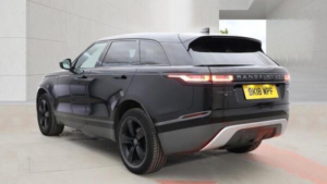 2018 Land Rover Range Rover Velar 2.0 D180 R-Dynamic S Auto 4WD Euro 6 (s/s) 5dr in Black — image 4