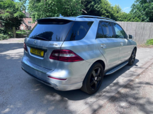2012 Mercedes-Benz M Class 3.0 Ml350 V6 Bluetec Sport G-Tronic 4WD Euro 6 (s/s) 5dr in Silver — image 6