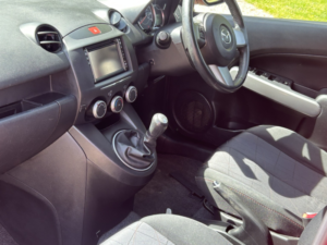 2013 Mazda Mazda2 1.3 Venture in Red — image 3