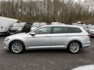 2015 Volkswagen Passat 2.0 Tdi Bluemotion Tech Se Business in Silver — image 5