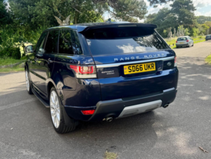 2016 Land Rover Range Rover Sport 3.0 Sd V6 Hse Auto 4WD Euro 6 (s/s) 5dr in Blue — image 5