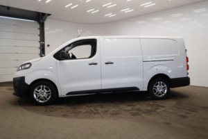 2021 Vauxhall Vivaro 1.5 Turbo D 2900 Dynamic L2 H1 Euro 6 (s/s) 6dr in White — image 6