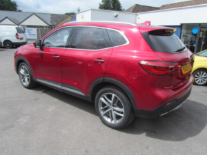 2021 MG MG Hs 1.5 T-Gdi 16.6kwh Excite in Red — image 4