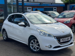 2015 Peugeot 208