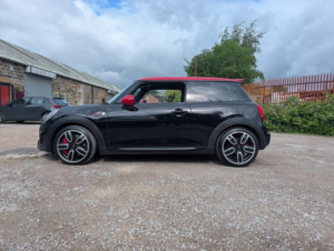 2015 MINI Hatch 2.0 John Cooper Works Auto Euro 6 (s/s) 3dr in Black — image 6