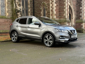 2019 Nissan Qashqai 1.5 Dci N-Connecta in Grey — image 2