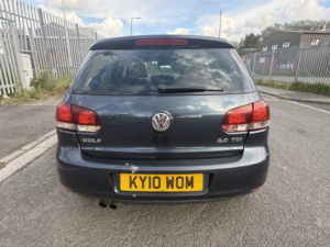 2010 Volkswagen Golf 2.0 Tdi Gt in Blue — image 5