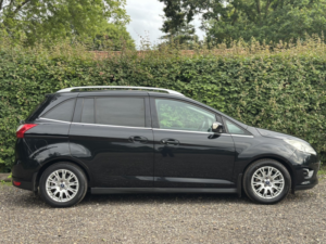 2010 Ford Grand C-Max 1.6 Tdci Titanium in Black — image 4