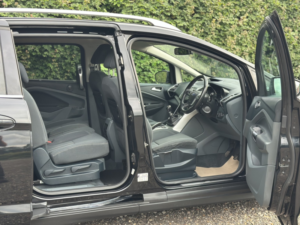 2010 Ford Grand C-Max 1.6 Tdci Titanium in Black — image 5