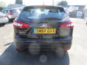2014 Nissan Qashqai 1.2 Dig-T Acenta in Black — image 4