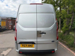 2021 Ford Transit Custom 2.0 320 Ecoblue Trend L1 H2 Euro 6 (s/s) 5dr in Silver — image 6
